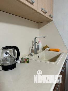 Студия квартира, посуточно, 35м2, 3/10 этаж