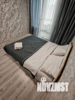 1-к квартира, посуточно, 42м2, 7/20 этаж