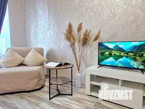 2-к квартира, посуточно, 45м2, 1/1 этаж