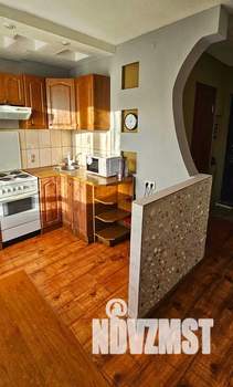 Студия квартира, посуточно, 30м2, 6/9 этаж