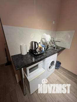 Студия квартира, посуточно, 20м2, 1/18 этаж