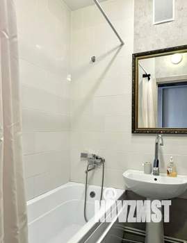 Студия квартира, посуточно, 24м2, 3/10 этаж