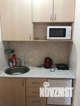 Студия квартира, посуточно, 30м2, 11/16 этаж