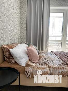 1-к квартира, посуточно, 45м2, 2/17 этаж