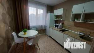 1-к квартира, посуточно, 40м2, 9/10 этаж
