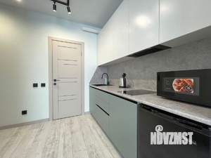 Студия квартира, посуточно, 42м2, 20/22 этаж