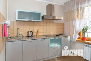 1-к квартира, посуточно, 38м2, 1/10 этаж