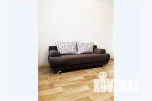 1-к квартира, посуточно, 35м2, 8/17 этаж