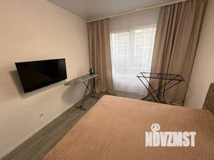 1-к квартира, посуточно, 42м2, 7/17 этаж