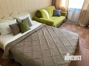2-к квартира, посуточно, 60м2, 1/1 этаж