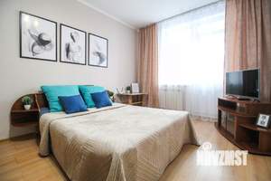 1-к квартира, посуточно, 42м2, 1/1 этаж