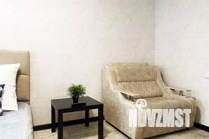 1-к квартира, посуточно, 40м2, 4/16 этаж