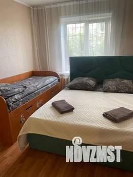 2-к квартира, посуточно, 50м2, 1/10 этаж