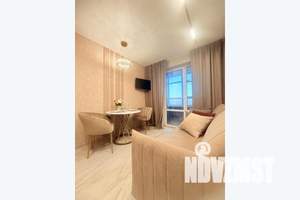 1-к квартира, посуточно, 42м2, 19/23 этаж