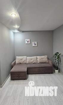 Студия квартира, посуточно, 30м2, 6/9 этаж