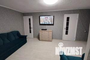 3-к квартира, посуточно, 45м2, 1/5 этаж