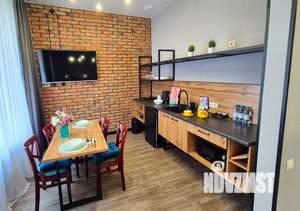 Студия квартира, посуточно, 40м2, 2/3 этаж