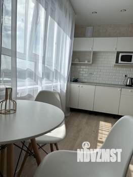 1-к квартира, посуточно, 38м2, 1/1 этаж