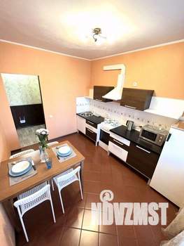 2-к квартира, посуточно, 55м2, 1/1 этаж
