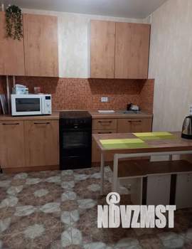 1-к квартира, посуточно, 35м2, 10/16 этаж