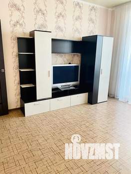 1-к квартира, посуточно, 40м2, 9/16 этаж