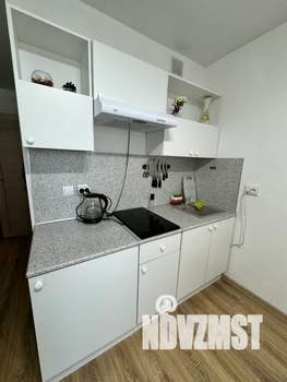 Студия квартира, посуточно, 19м2, 17/18 этаж