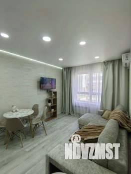 3-к квартира, посуточно, 54м2, 1/1 этаж