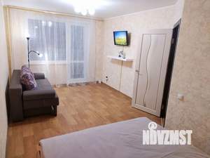 1-к квартира, посуточно, 37м2, 6/16 этаж