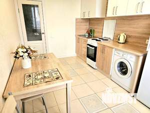 1-к квартира, посуточно, 42м2, 9/12 этаж