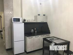 Студия квартира, посуточно, 28м2, 22/25 этаж