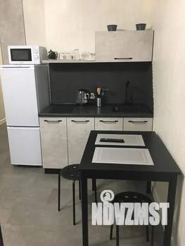 Студия квартира, посуточно, 28м2, 22/25 этаж