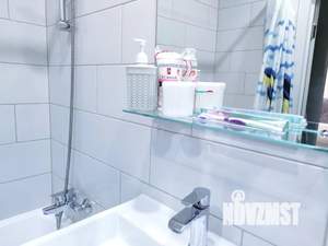1-к квартира, посуточно, 40м2, 2/16 этаж