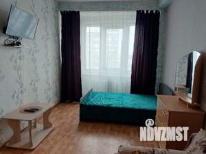 1-к квартира, посуточно, 42м2, 7/9 этаж