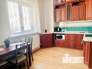 1-к квартира, посуточно, 40м2, 11/16 этаж