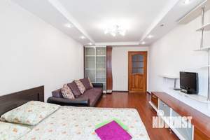 1-к квартира, посуточно, 42м2, 1/1 этаж