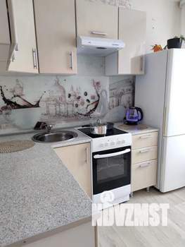 1-к квартира, посуточно, 38м2, 8/10 этаж