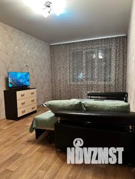 1-к квартира, посуточно, 36м2, 2/10 этаж