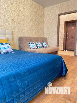 1-к квартира, посуточно, 35м2, 4/9 этаж