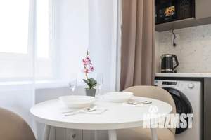 1-к квартира, посуточно, 40м2, 4/9 этаж