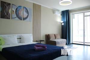 Студия квартира, посуточно, 56м2, 13/24 этаж