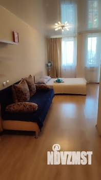 Студия квартира, посуточно, 30м2, 6/16 этаж