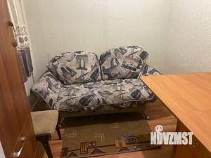 3-к квартира, на длительный срок, 42м2, 1/4 этаж