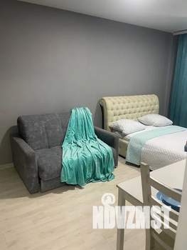 Студия квартира, посуточно, 30м2, 11/18 этаж