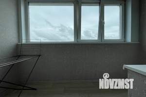 Студия квартира, посуточно, 29м2, 10/18 этаж