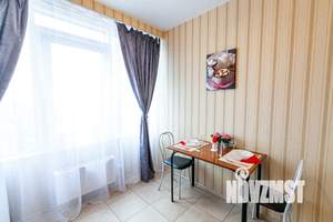 1-к квартира, посуточно, 38м2, 22/25 этаж