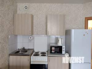 1-к квартира, посуточно, 42м2, 1/16 этаж