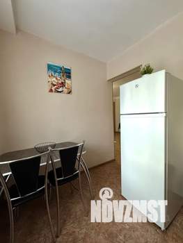 2-к квартира, посуточно, 40м2, 2/4 этаж