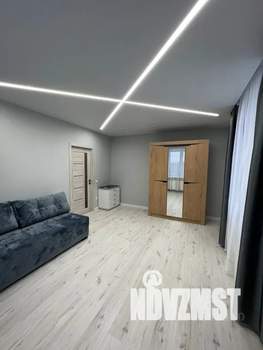 2-к квартира, посуточно, 38м2, 8/16 этаж