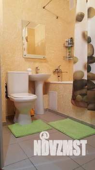 Студия квартира, посуточно, 37м2, 2/10 этаж