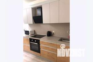 1-к квартира, посуточно, 43м2, 6/18 этаж